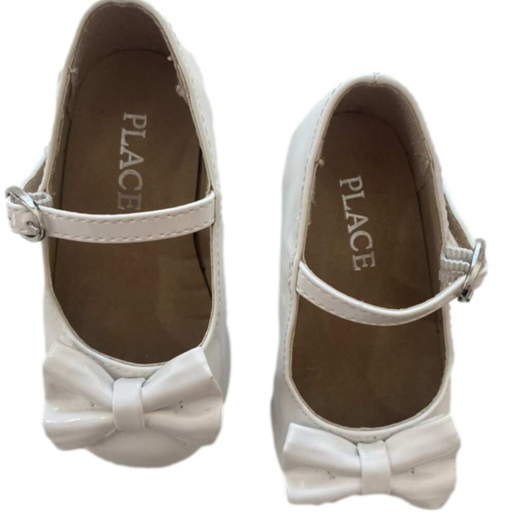 THE CHILDREN'S PLACE | white Mary Jane style shoes with little heels🎀 sz 5
